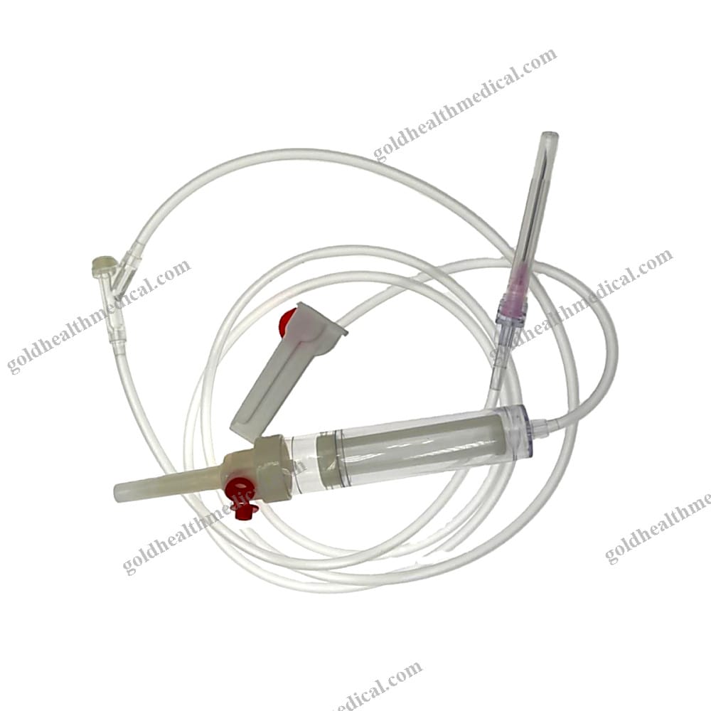 Sterilized Blood Transfusion Set with Needles